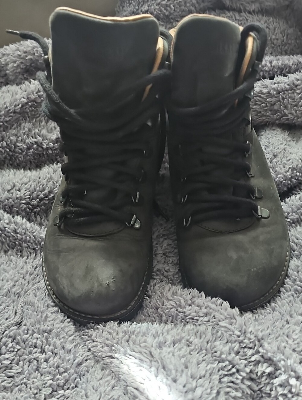 Birkenstock Jackson ?? Black Lace-Up Hiking Boots